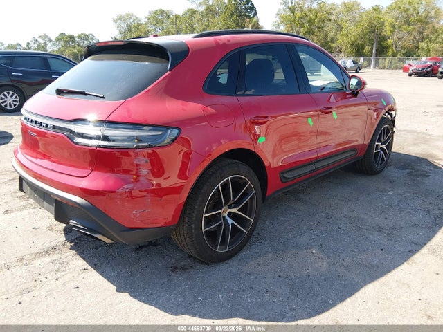 Porsche Macan T 2024 WP1AA2A54RLB11636 Image 4