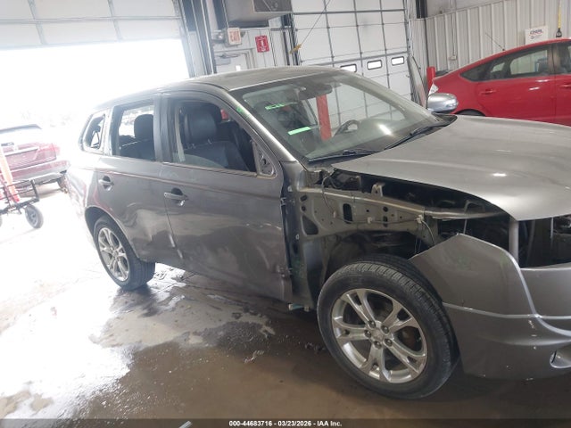 JA4JZ4AX0EZ009887 Mitsubishi OUTLANDER GT