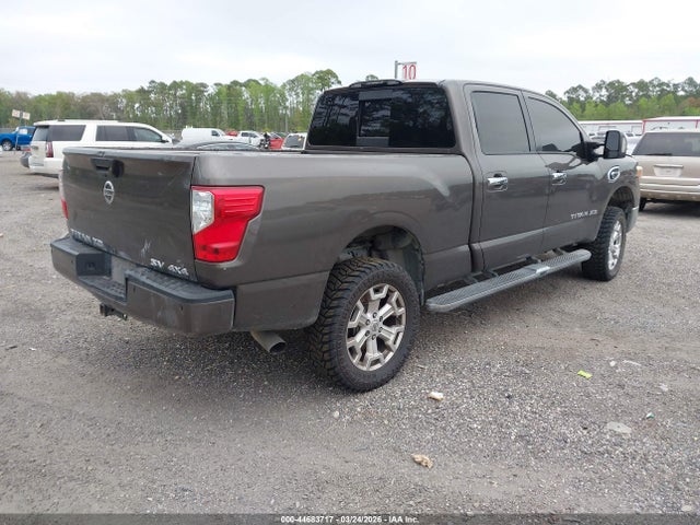 44683717 :رقم المزاد ، 1N6BA1F41HN508236 vin ، 2017 Nissan Titan Xd Sv Diesel مزاد بيع
