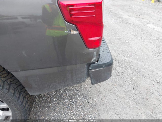 44683717 :رقم المزاد ، 1N6BA1F41HN508236 vin ، 2017 Nissan Titan Xd Sv Diesel مزاد بيع