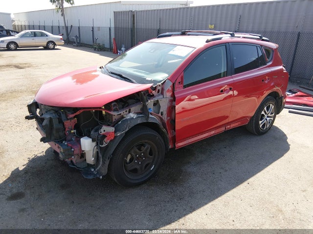 JTMZFREV1HJ124427 Toyota RAV4 LE
