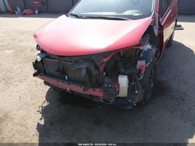 JTMZFREV1HJ124427 Toyota RAV4 LE