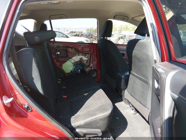JTMZFREV1HJ124427 Toyota RAV4 LE