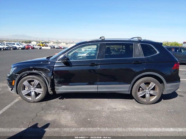 44683737 :رقم المزاد ، 3VV3B7AX2MM048664 vin ، 2021 Volkswagen Tiguan 2.0t Se/2.0t Se R-line Black/2.0t Sel مزاد بيع