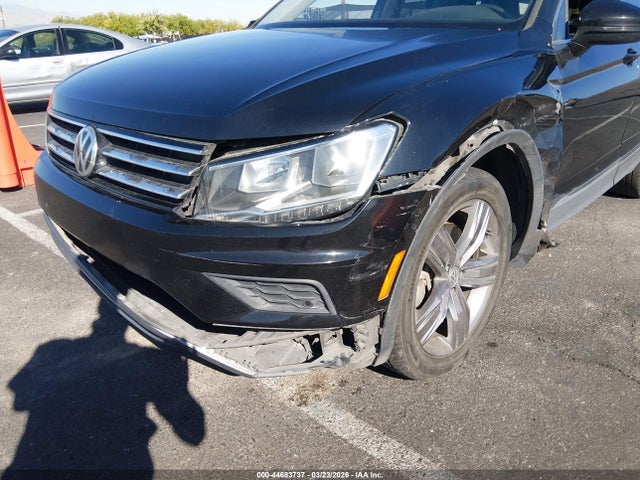 44683737 :رقم المزاد ، 3VV3B7AX2MM048664 vin ، 2021 Volkswagen Tiguan 2.0t Se/2.0t Se R-line Black/2.0t Sel مزاد بيع