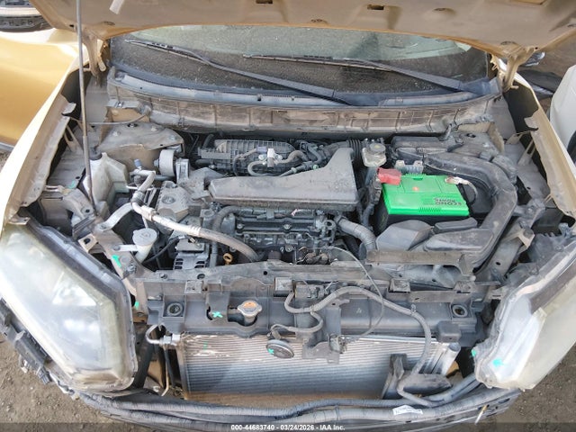 2015 Nissan Rogue Sv მანქანა იყიდება აუქციონზე, vin: 5N1AT2MT8FC766766, აუქციონის ნომერი: 44683740