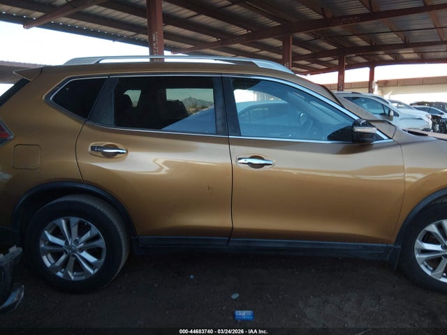 2015 Nissan Rogue Sv მანქანა იყიდება აუქციონზე, vin: 5N1AT2MT8FC766766, აუქციონის ნომერი: 44683740