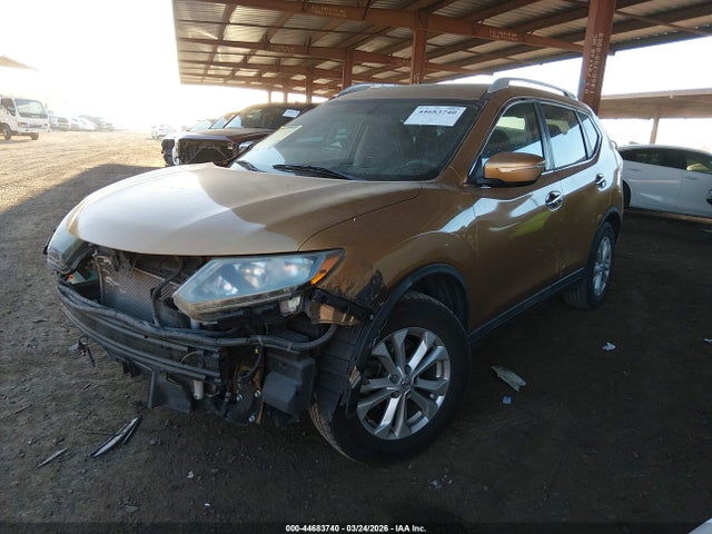 2015 Nissan Rogue Sv მანქანა იყიდება აუქციონზე, vin: 5N1AT2MT8FC766766, აუქციონის ნომერი: 44683740