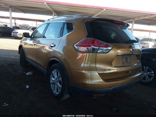 2015 Nissan Rogue Sv მანქანა იყიდება აუქციონზე, vin: 5N1AT2MT8FC766766, აუქციონის ნომერი: 44683740