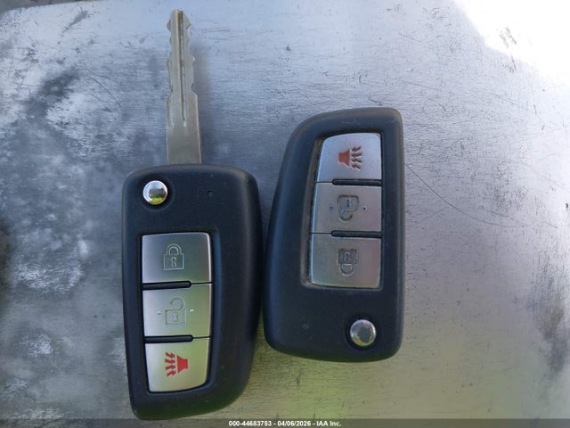 2018 NISSAN ROGUE KNMAT2MTXJP537396 Photo 10