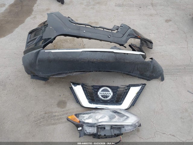 Nissan ROGUE S 2018 KNMAT2MTXJP537396 Image 12