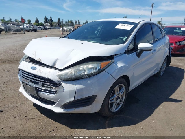 3FADP4BJ7JM107383 Ford FIESTA SE