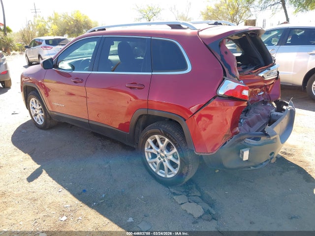 1C4PJLCB4HD240814 Jeep Cherokee Latitude Fwd