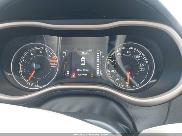 1C4PJLCB4HD240814 Jeep Cherokee Latitude Fwd