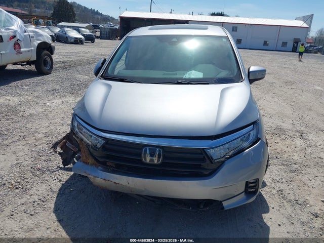 Honda Odyssey Touring 2024 5FNRL6H80RB042663 Image 12