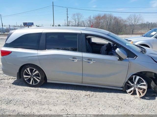 Honda Odyssey Touring 2024 5FNRL6H80RB042663 Image 13