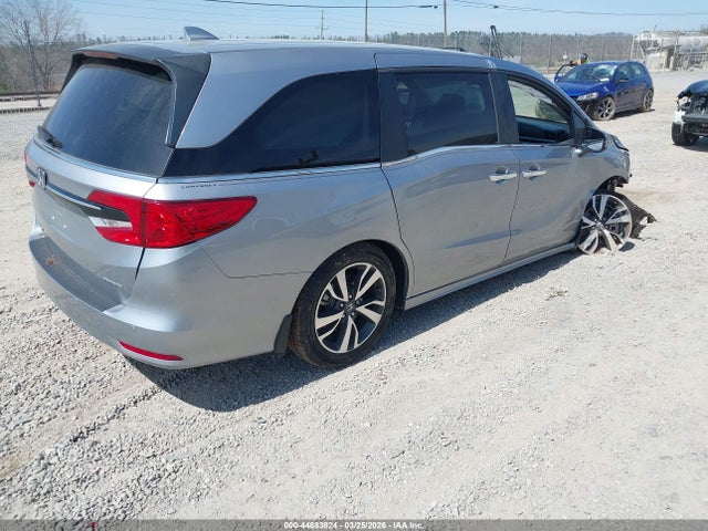 Honda Odyssey Touring 2024 5FNRL6H80RB042663 Image 4