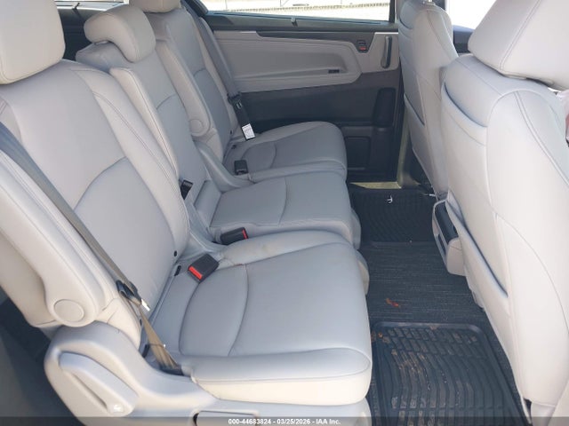 Honda Odyssey Touring 2024 5FNRL6H80RB042663 Image 8
