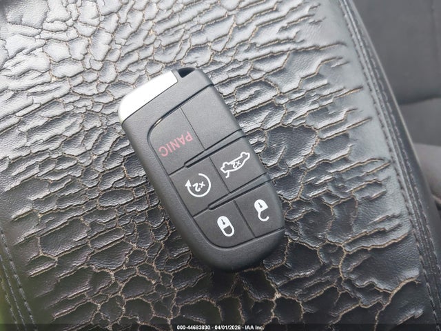 2015 CHRYSLER 200 1C3CCCAB9FN556085 Photo 10