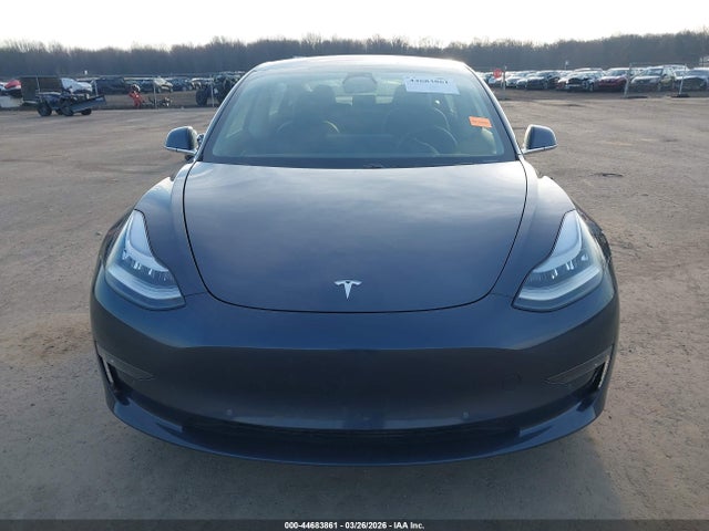 Продаж на аукціоні авто 2018 Tesla Model 3 Long Range/performance, vin: 5YJ3E1EB7JF090636, номер лоту: 44683861