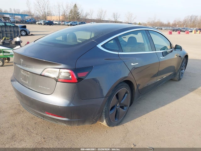 Продаж на аукціоні авто 2018 Tesla Model 3 Long Range/performance, vin: 5YJ3E1EB7JF090636, номер лоту: 44683861