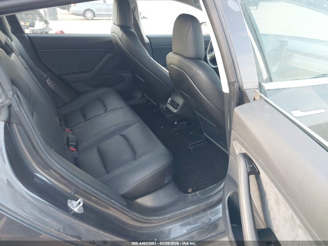 Продаж на аукціоні авто 2018 Tesla Model 3 Long Range/performance, vin: 5YJ3E1EB7JF090636, номер лоту: 44683861