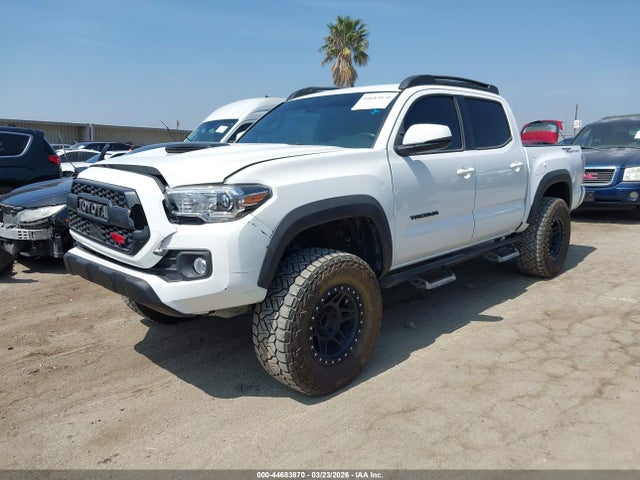 Toyota Tacoma Trd Sport 2019 3TMAZ5CN7KM114351 Image 2