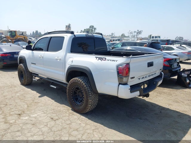 Toyota Tacoma Trd Sport 2019 3TMAZ5CN7KM114351 Image 3