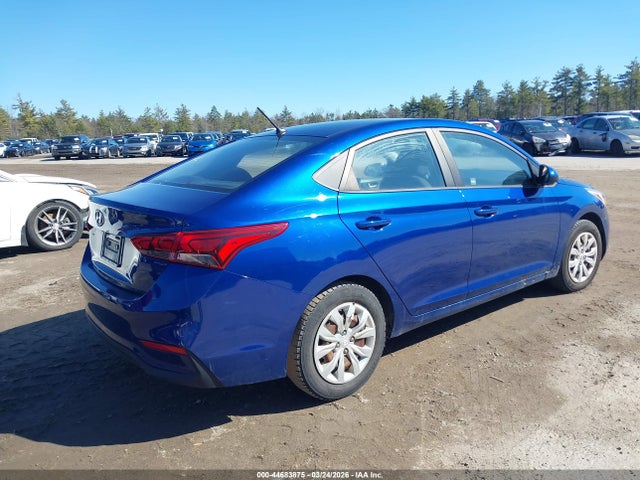 3KPC24A38JE011800 Hyundai ACCENT SE