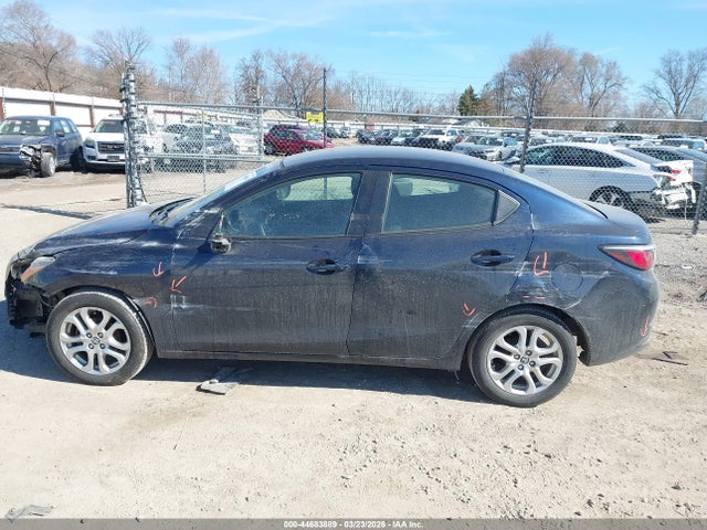 3MYDLBYVXHY191658 Toyota YARIS IA