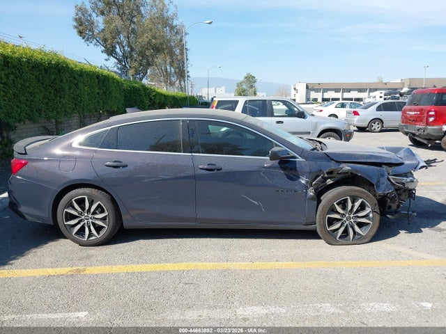 1G1ZG5ST8SF137025 Chevrolet Malibu Fwd Rs