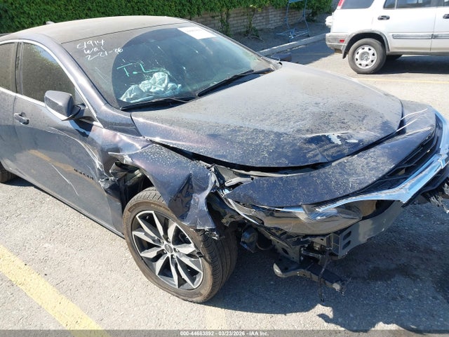 1G1ZG5ST8SF137025 Chevrolet Malibu Fwd Rs