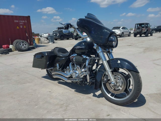 2012 HARLEY-DAVIDSON FLHX 1HD1KBM19CB643256