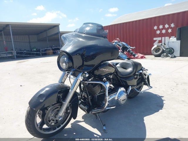 2012 HARLEY-DAVIDSON FLHX 1HD1KBM19CB643256 Photo 1