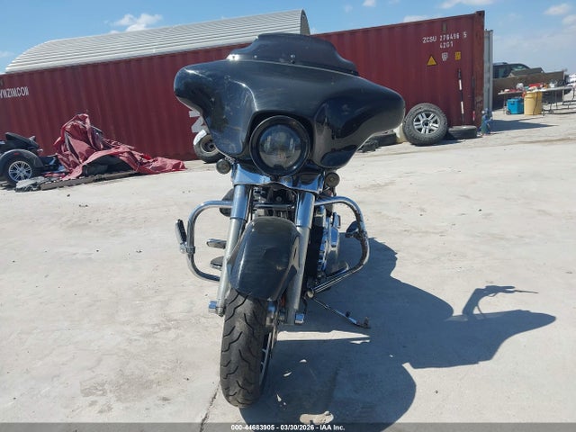 2012 HARLEY-DAVIDSON FLHX 1HD1KBM19CB643256 Photo 4