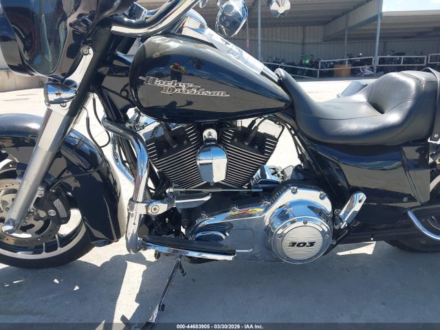 2012 HARLEY-DAVIDSON FLHX 1HD1KBM19CB643256 Photo 8