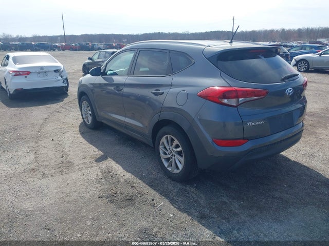 2016 HYUNDAI TUCSON KM8J33A44GU088791 Photo 2