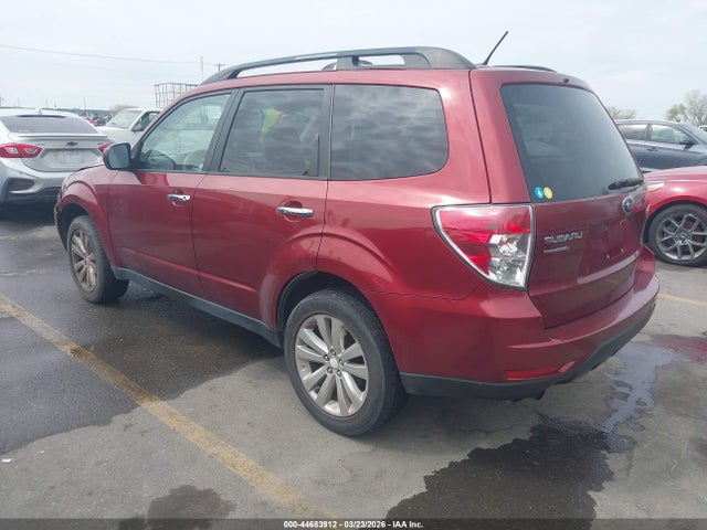 Продаж на аукціоні авто 2011 Subaru Forester 2.5x Premium, vin: JF2SHACC4BH718797, номер лоту: 44683912