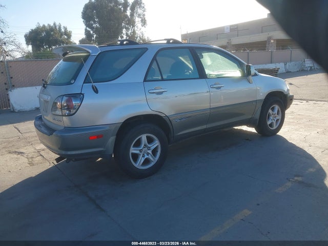 44683923 :رقم المزاد ، JTJGF10U520119510 vin ، 2002 Lexus Rx 300 مزاد بيع