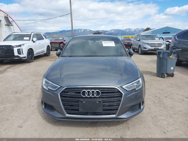 44683938 :رقم المزاد ، WAUB8GFF2J1030261 vin ، 2018 Audi A3 2.0t Premium/2.0t Tech Premium مزاد بيع