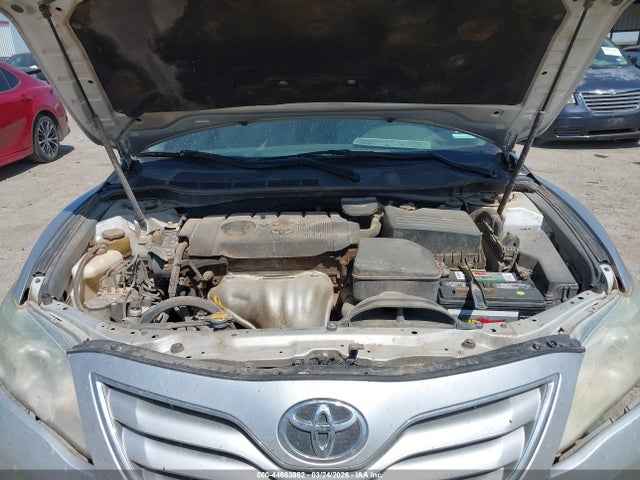 44683962 :رقم المزاد ، 4T4BF3EK2BR213757 vin ، 2011 Toyota Camry Le مزاد بيع