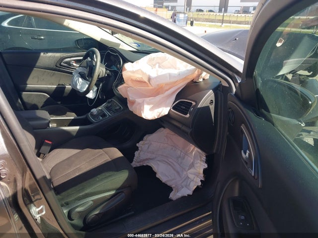 Aukcja sprzedaży 2016 Chrysler 200 Limited, vin: 1C3CCCAB7GN165759, numer aukcji: 44683977