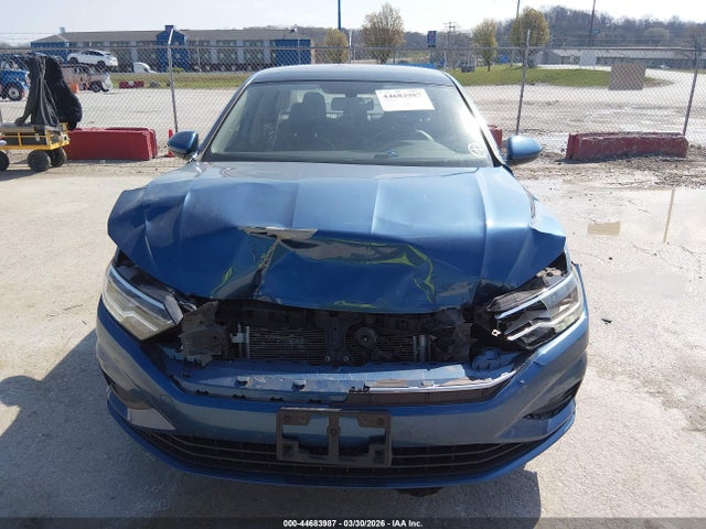 Продаж на аукціоні авто 2019 Volkswagen Jetta 1.4t R-line/1.4t S/1.4t Se, vin: 3VWC57BU1KM017717, номер лоту: 44683987
