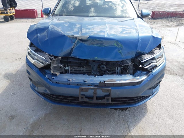Продаж на аукціоні авто 2019 Volkswagen Jetta 1.4t R-line/1.4t S/1.4t Se, vin: 3VWC57BU1KM017717, номер лоту: 44683987