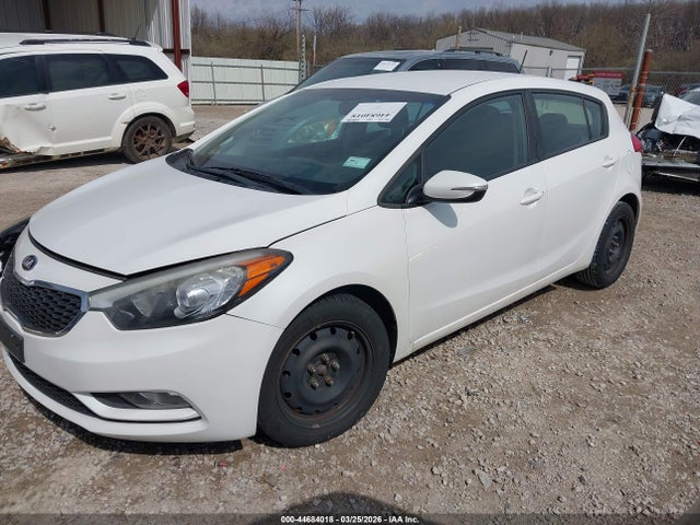 44684018 :رقم المزاد ، KNAFK5A88G5591176 vin ، 2016 Kia Forte Lx مزاد بيع