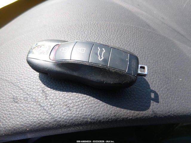 2021 PORSCHE MACAN WP1AA2A55MLB06650 Photo 10