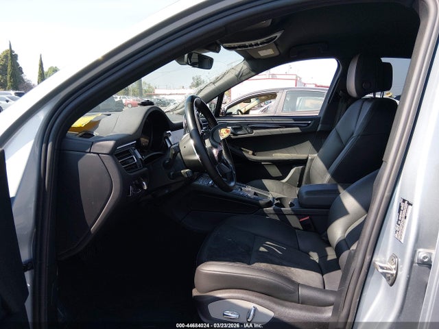2021 PORSCHE MACAN WP1AA2A55MLB06650 Photo 4