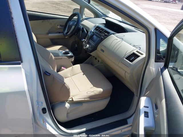 2014 TOYOTA PRIUS V JTDZN3EU4EJ012482 Photo 4