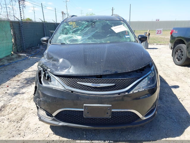 Продаж на аукціоні авто 2020 Chrysler Pacifica Touring L, vin: 2C4RC1BG7LR268780, номер лоту: 44684067