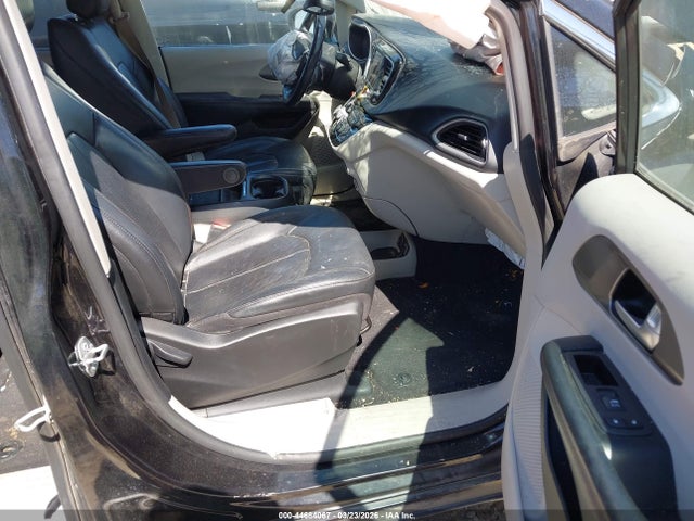 Продаж на аукціоні авто 2020 Chrysler Pacifica Touring L, vin: 2C4RC1BG7LR268780, номер лоту: 44684067